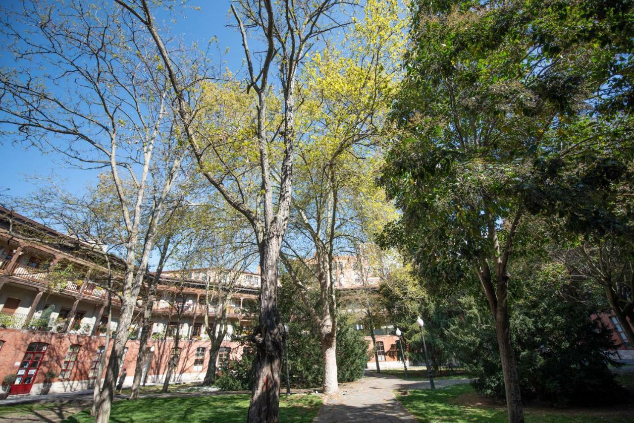 Espacios Blanco Plaza Del Viejo Coso 바야돌리드 외부 사진
