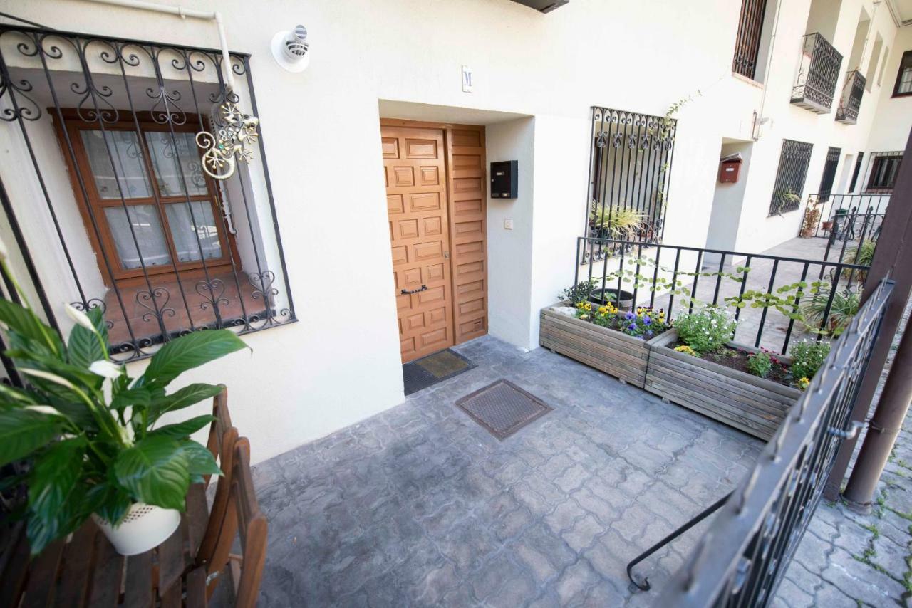 Espacios Blanco Plaza Del Viejo Coso 바야돌리드 외부 사진